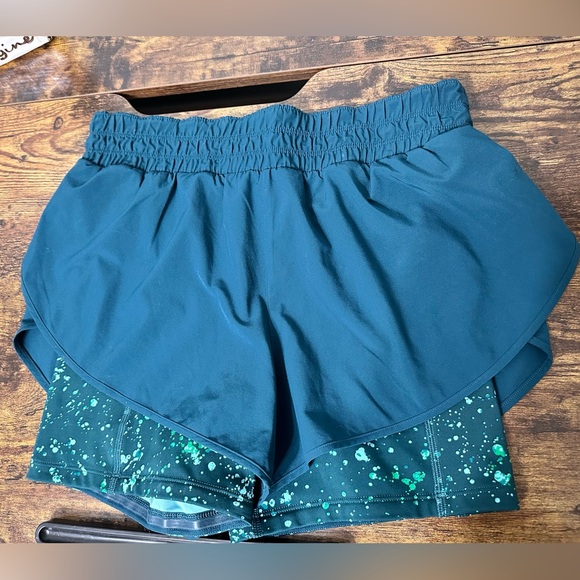 Athleta Hiit It 2 in 1 Short Women’s Size Small Teal Blue - Picture 2 of 6